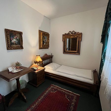 Hotel Razgorsek Веленє Екстер'єр фото