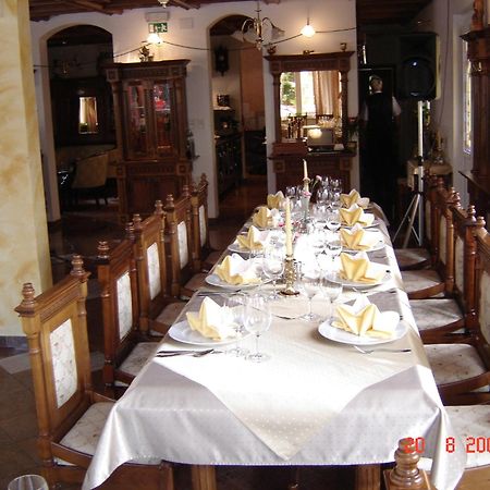 Hotel Razgorsek Веленє Екстер'єр фото