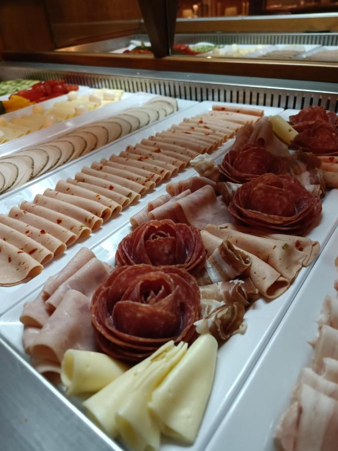 Hotel Razgorsek Веленє Екстер'єр фото