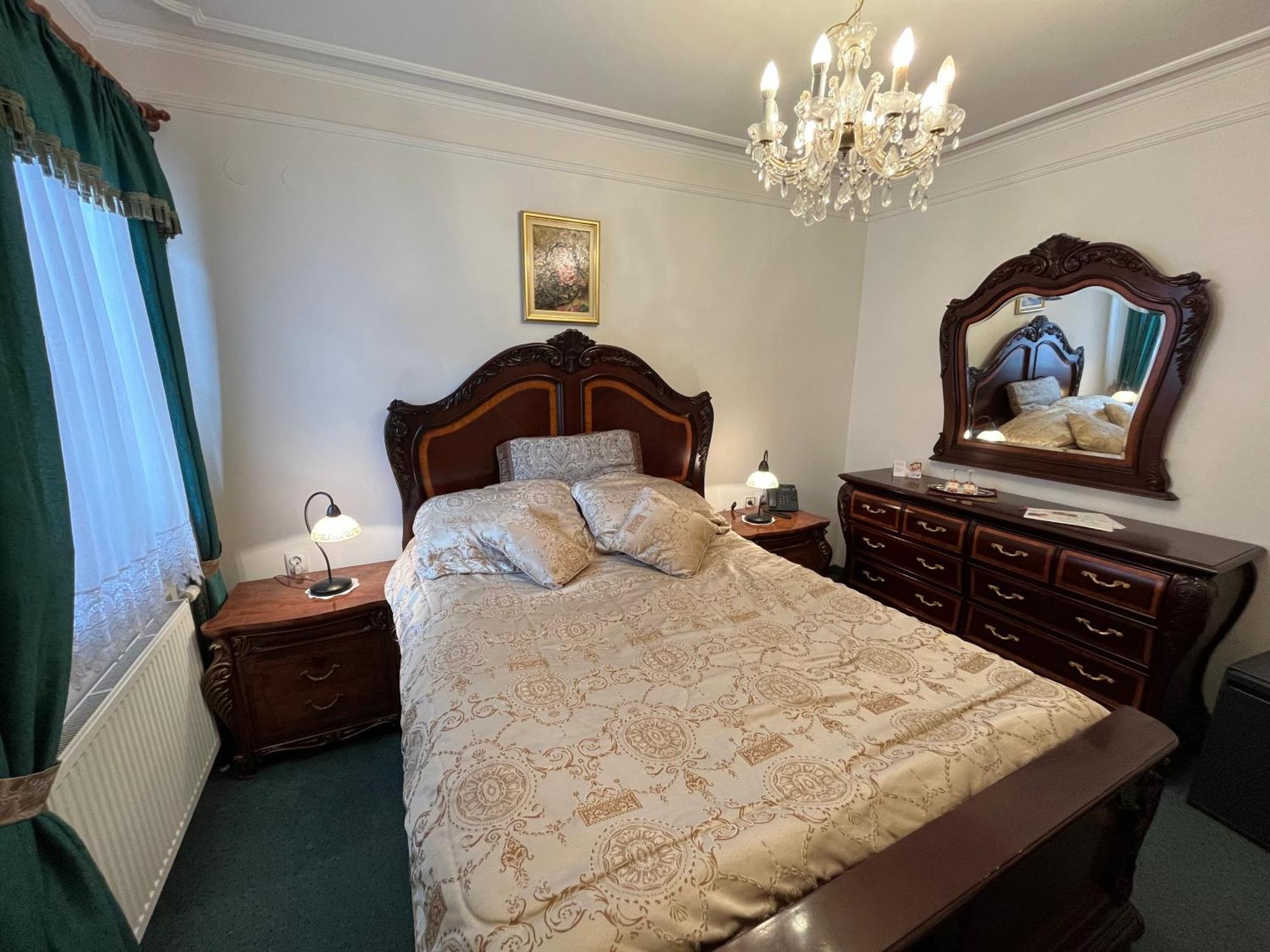 Hotel Razgorsek Веленє Екстер'єр фото