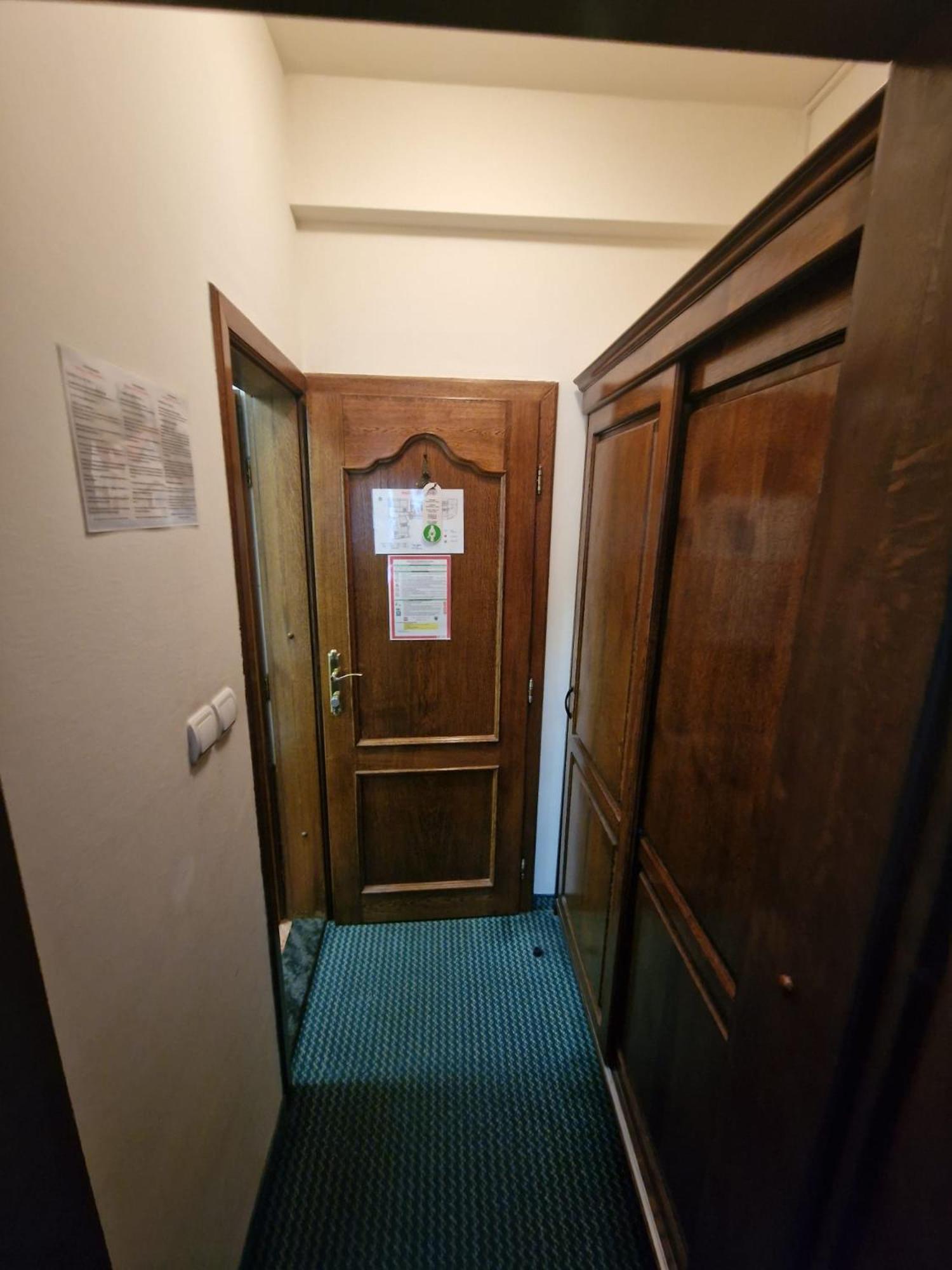 Hotel Razgorsek Веленє Екстер'єр фото