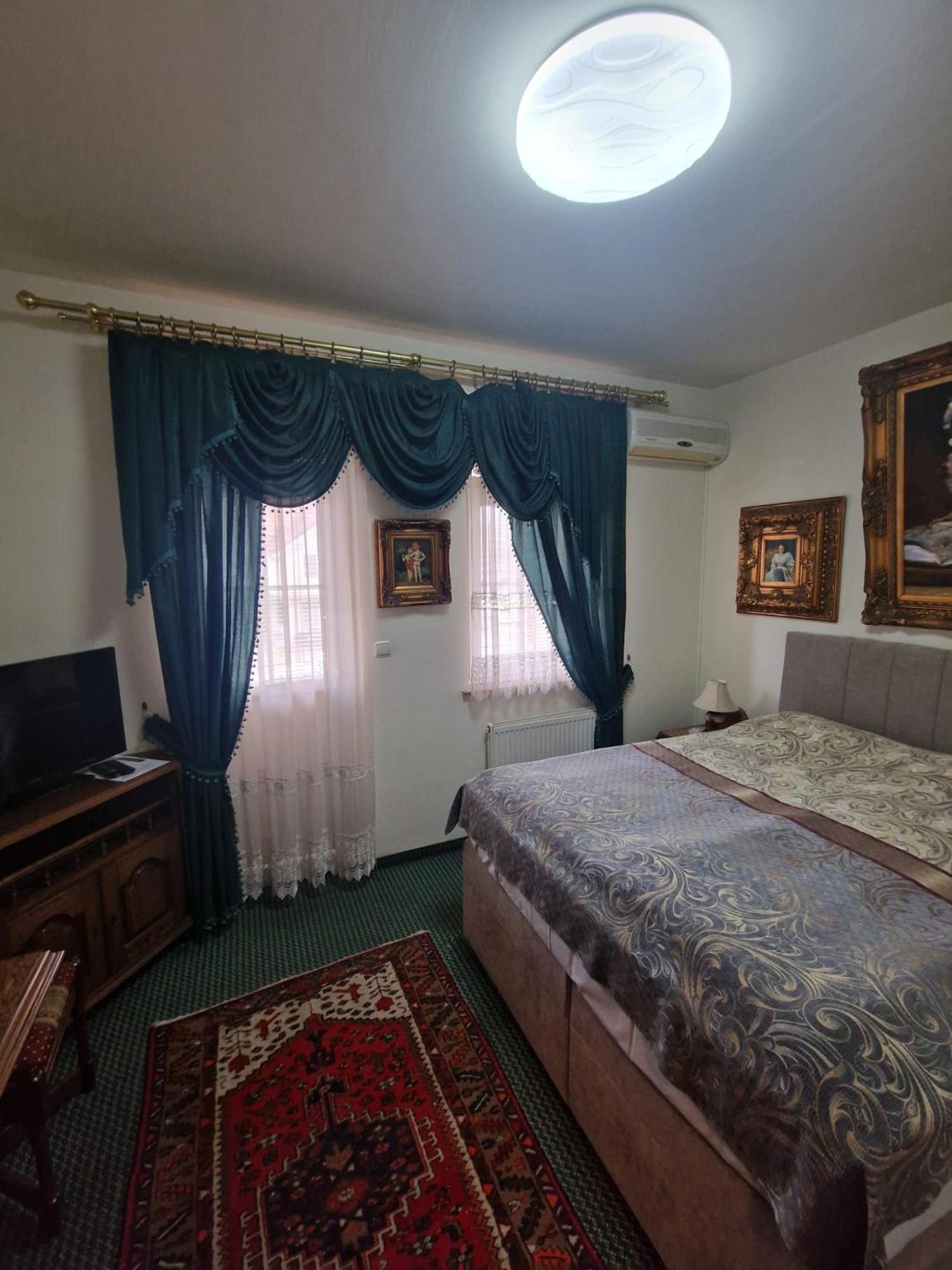 Hotel Razgorsek Веленє Екстер'єр фото