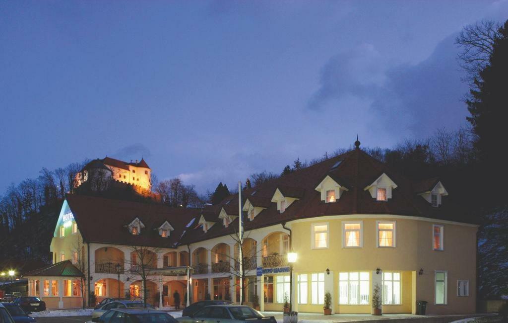 Hotel Razgorsek Веленє Екстер'єр фото